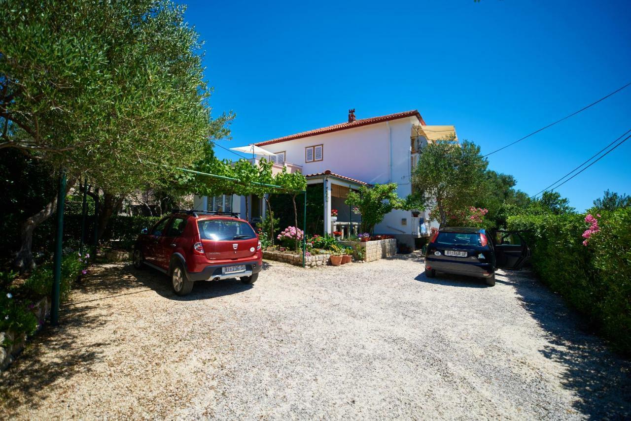 Balen Guest House Rab Town Exterior photo